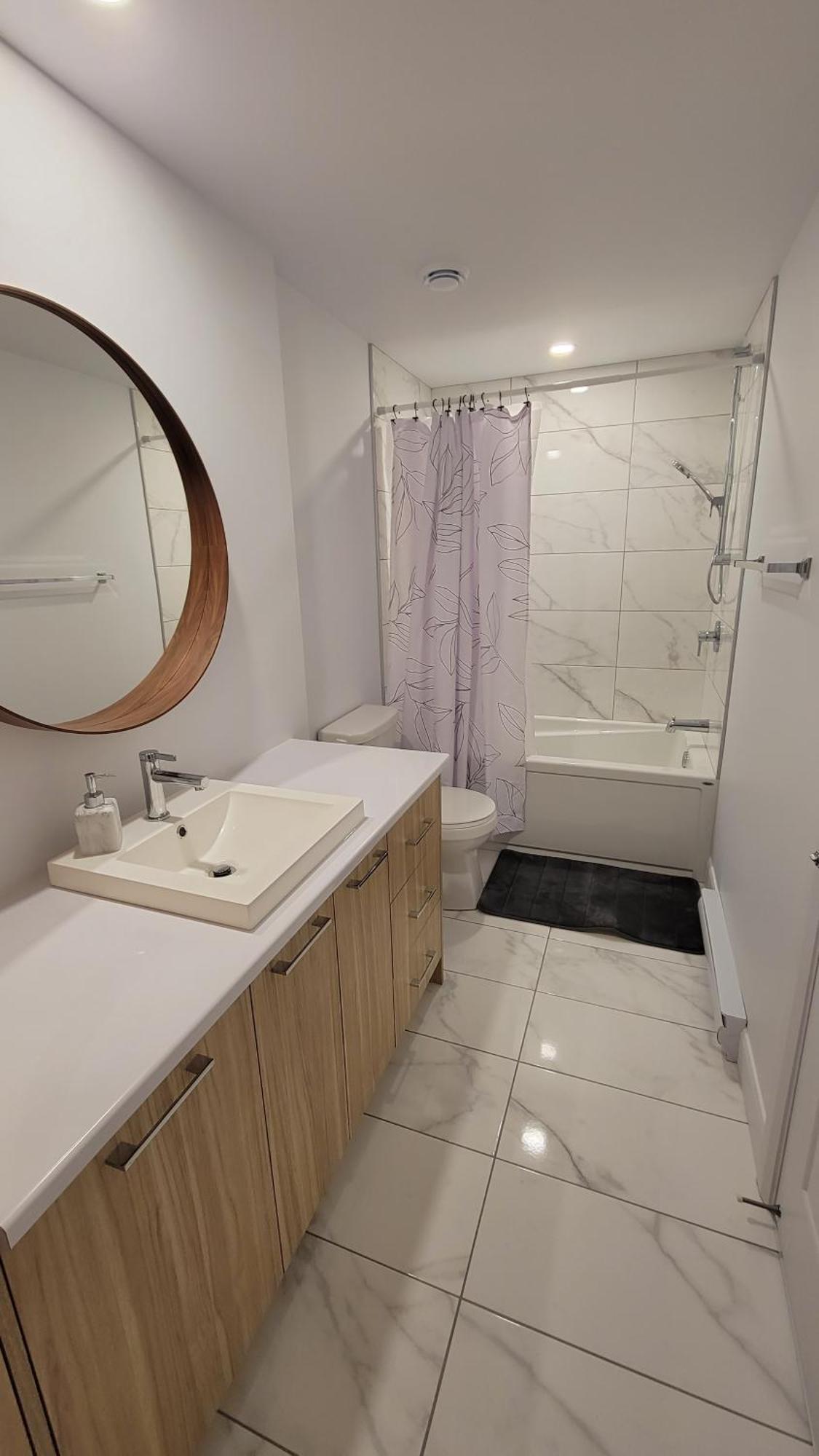 Spacieux 3 A 5 Minutes Du Vieux- Apartment *